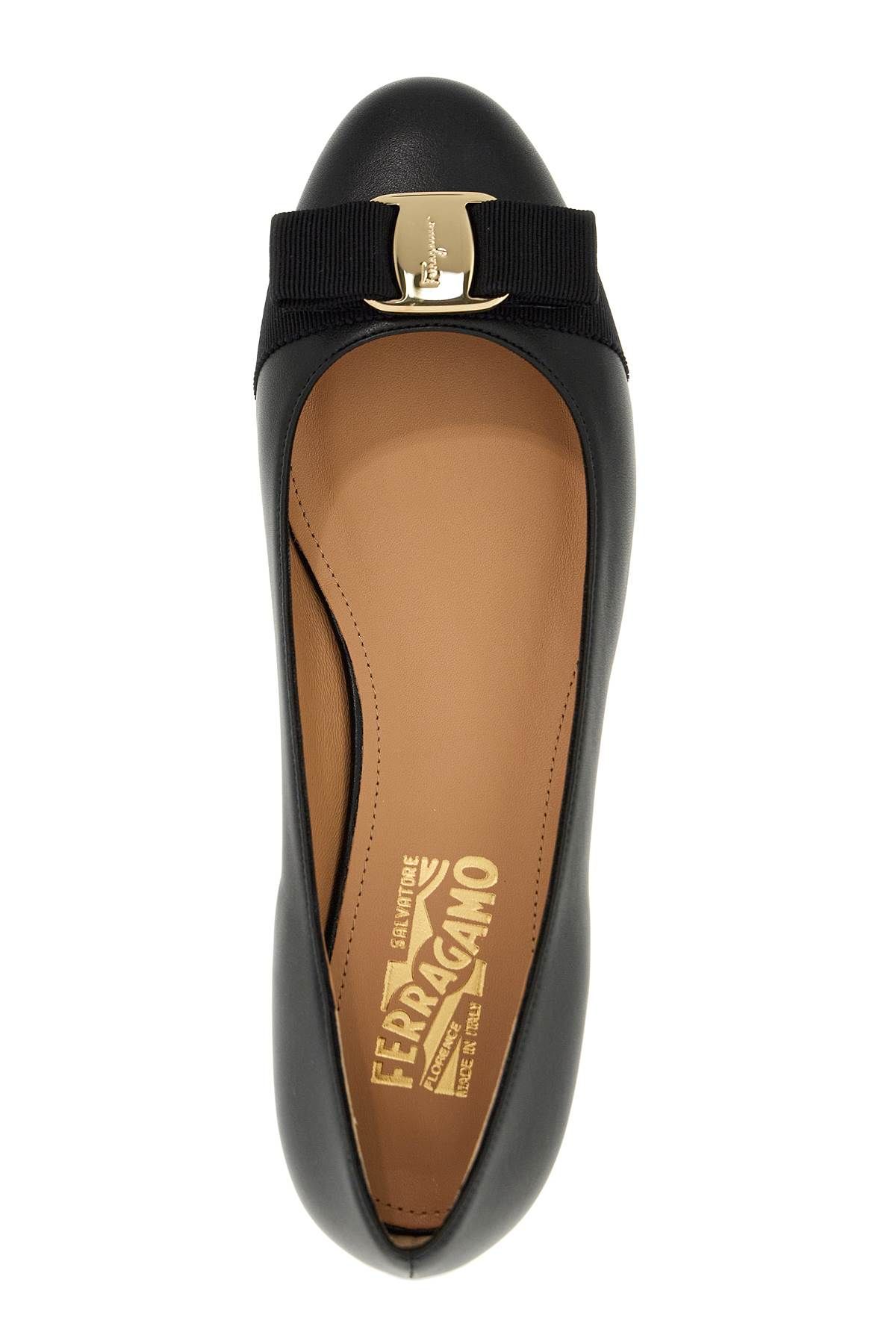 Shop Ferragamo Varina Ballet Flats In Black