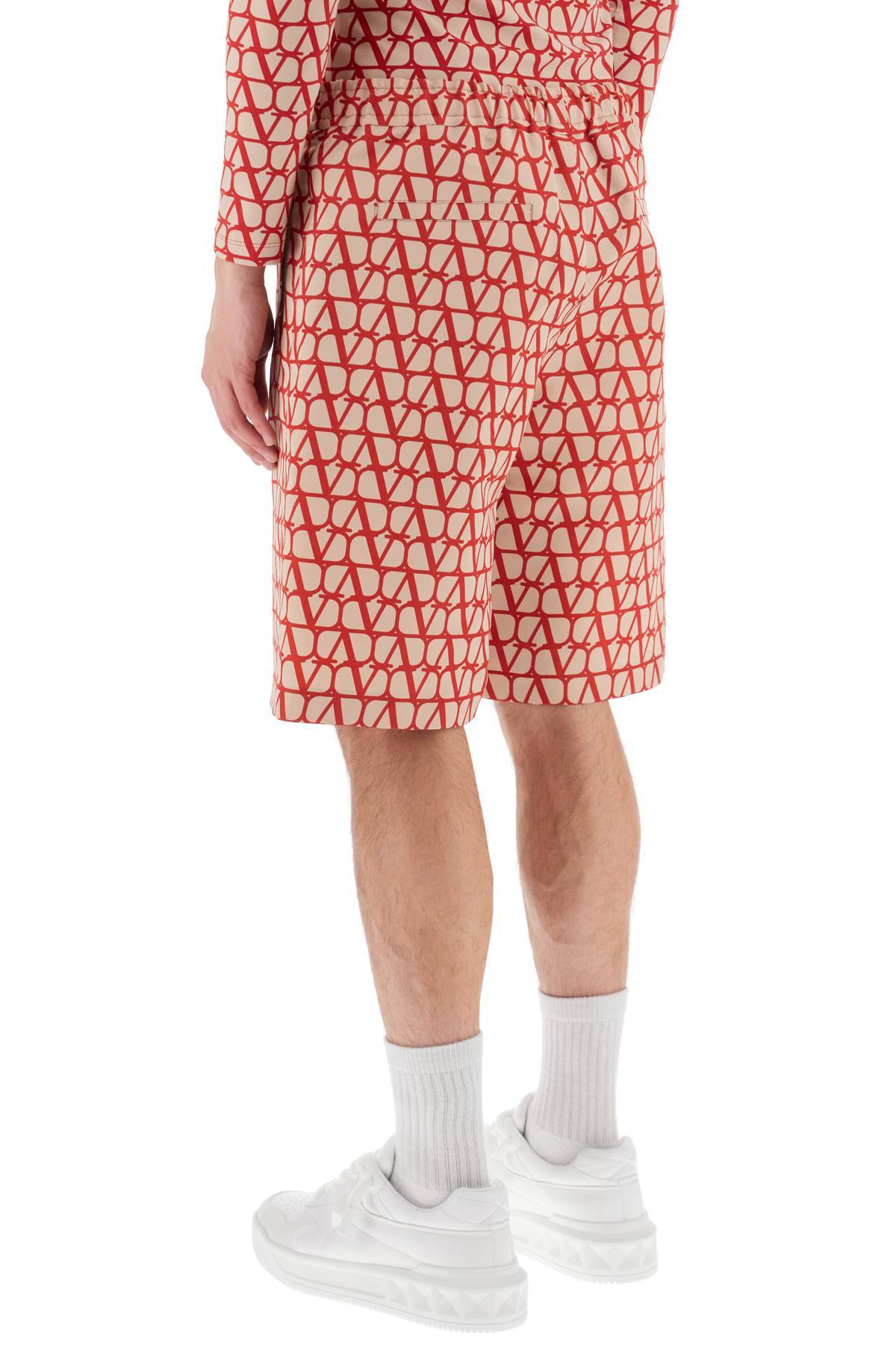 Shop Valentino Shorts In Silk Faille With Toile Iconographe Motif In Beige,red
