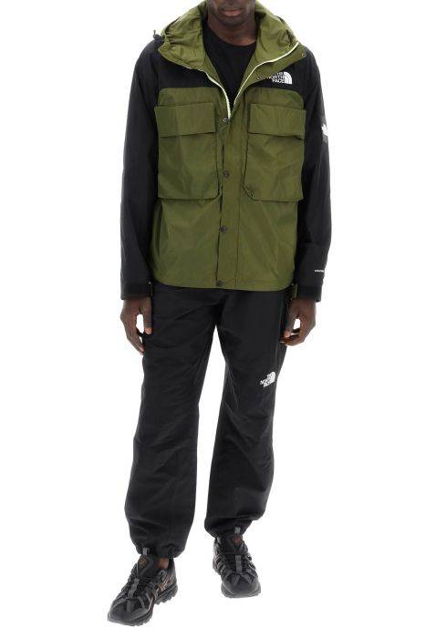 the north face tustin windbreaker with cargo pockets