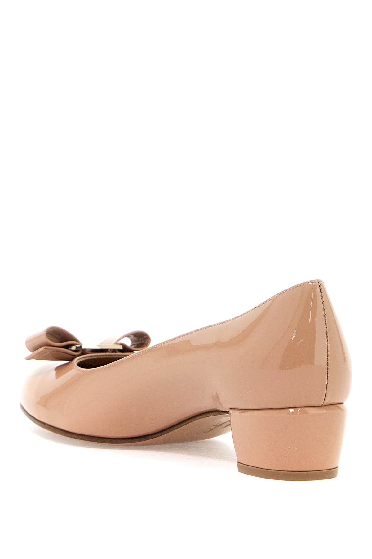 Shop Ferragamo Vara Pumps In Neutro