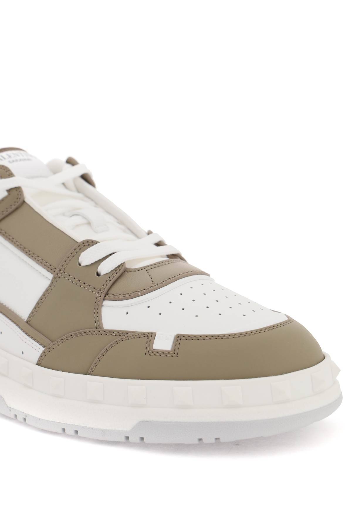 Shop Valentino Freedots Low-top Sneakers In White,brown