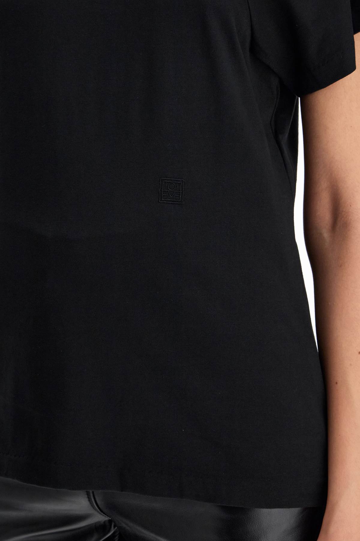 Shop Totême Curved Seam T-shirt In Black