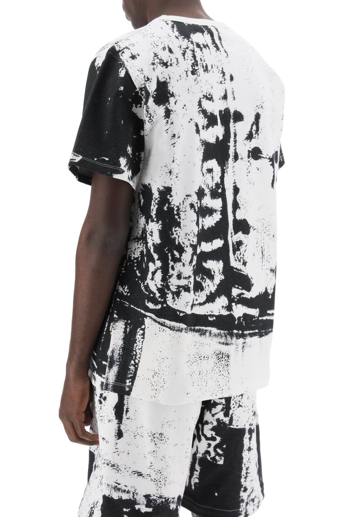 Shop Alexander Mcqueen Fold Print T-shirt In White,black
