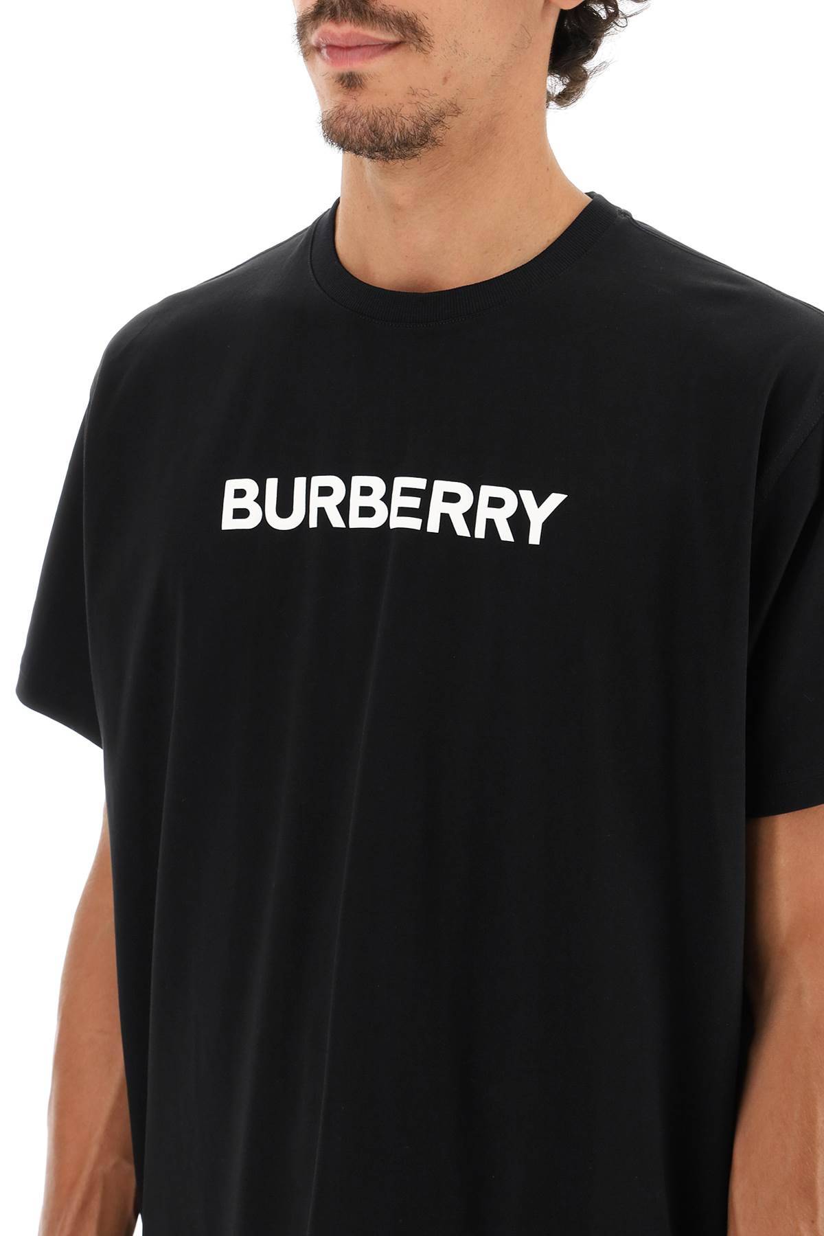 Shop Burberry Harriston Replen T-shirt With Logo Print In Black