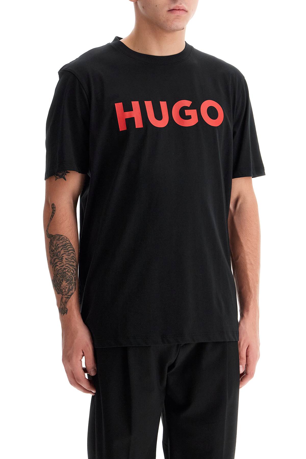 Shop Hugo Dulivio Logo T-shirt In Black