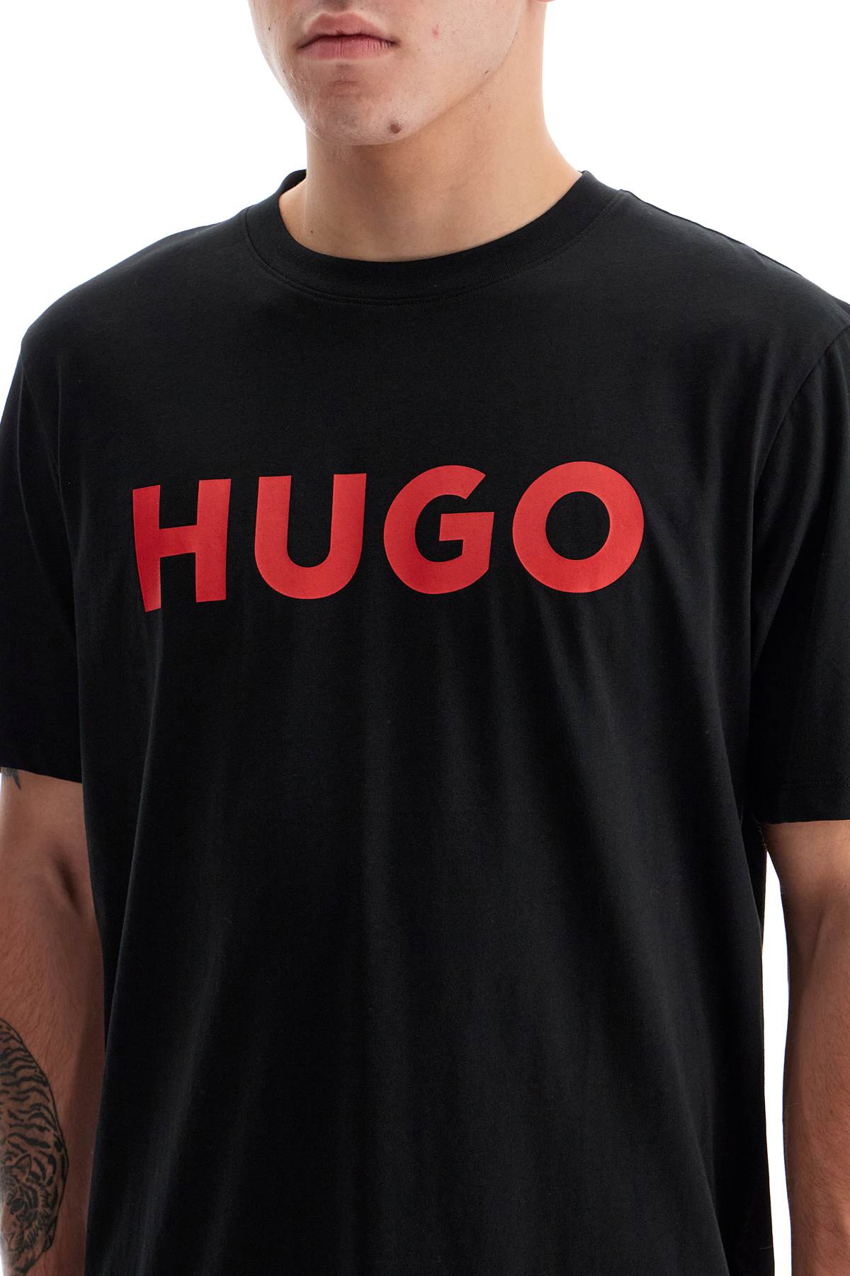 Shop Hugo Dulivio Logo T-shirt In Black