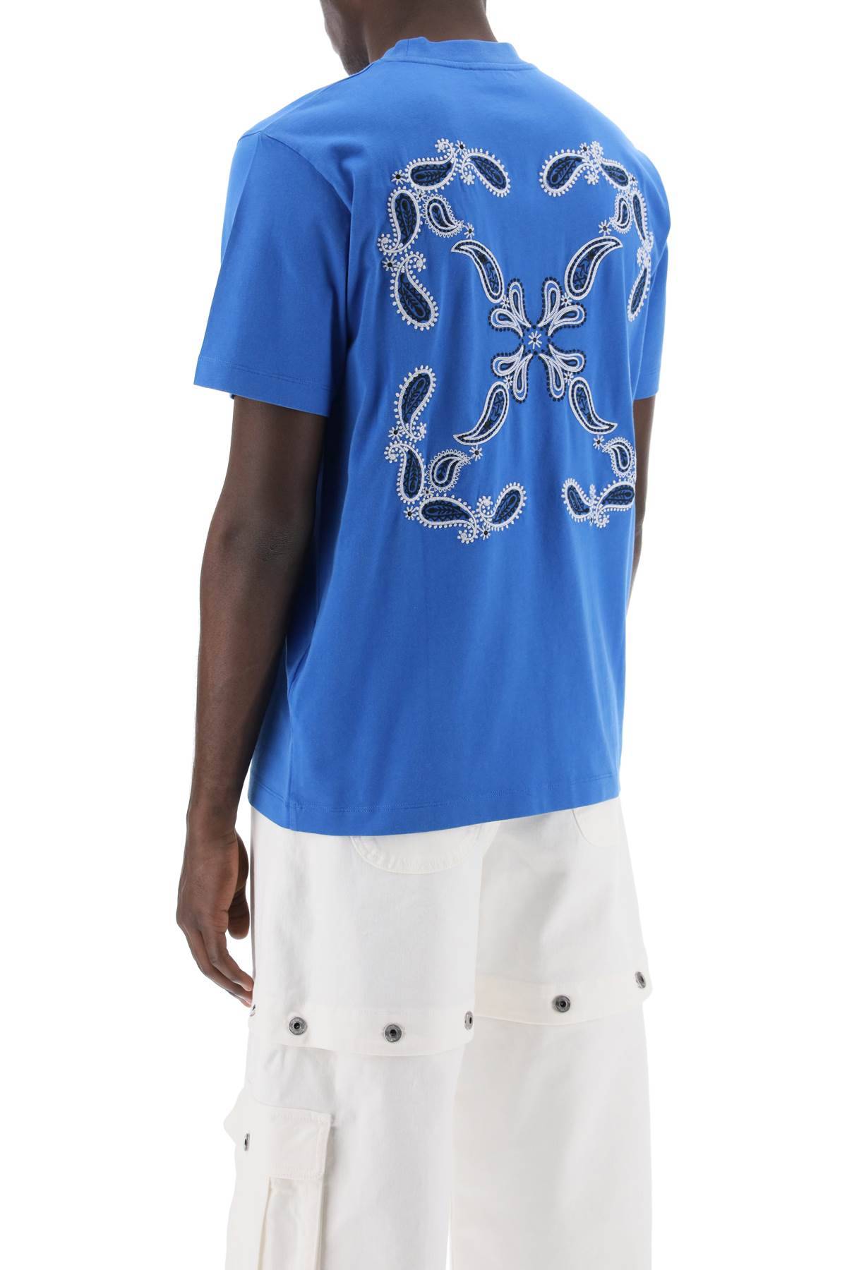 Shop Off-white "arrow Bandana Pattern T-shirt In Blue