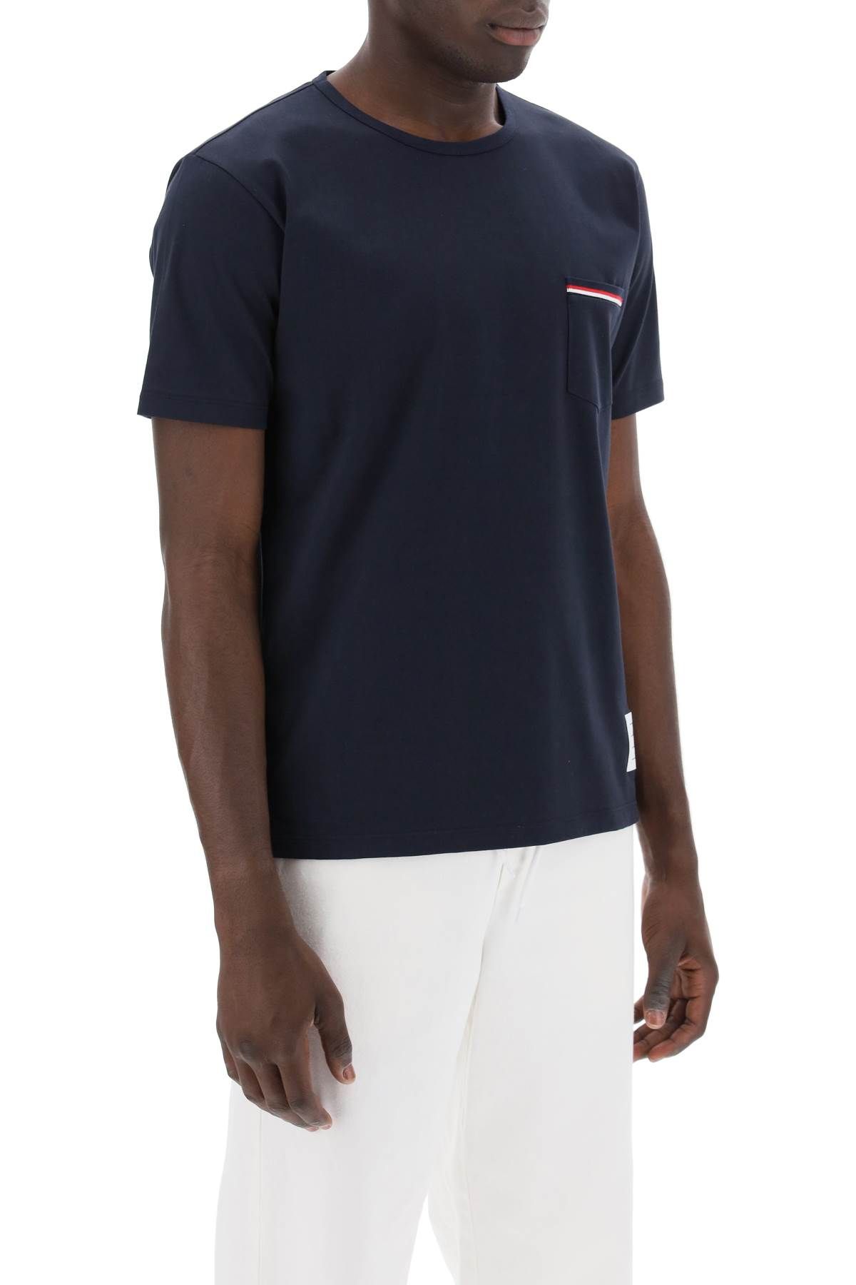 Shop Thom Browne T-shirt Con Taschino Rwb In Blue