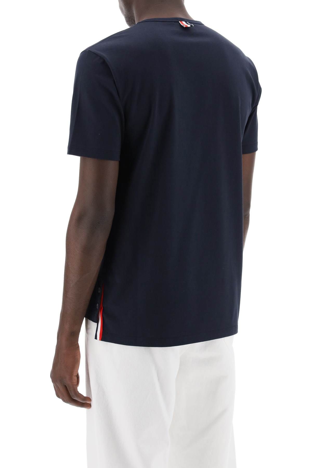 Shop Thom Browne T-shirt Con Taschino Rwb In Blue