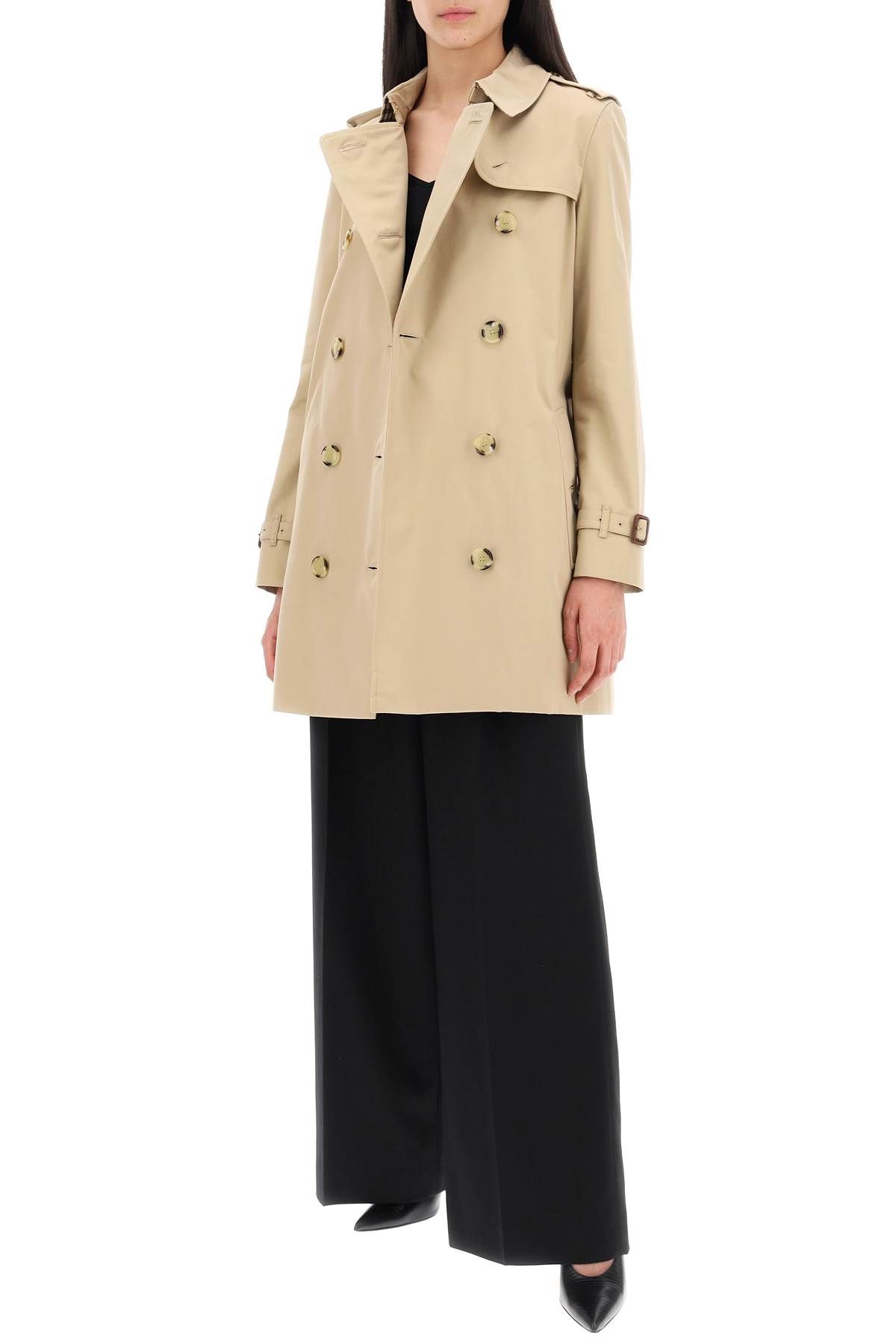 Shop Burberry Short Kensington Heritage Trench Coat In Beige