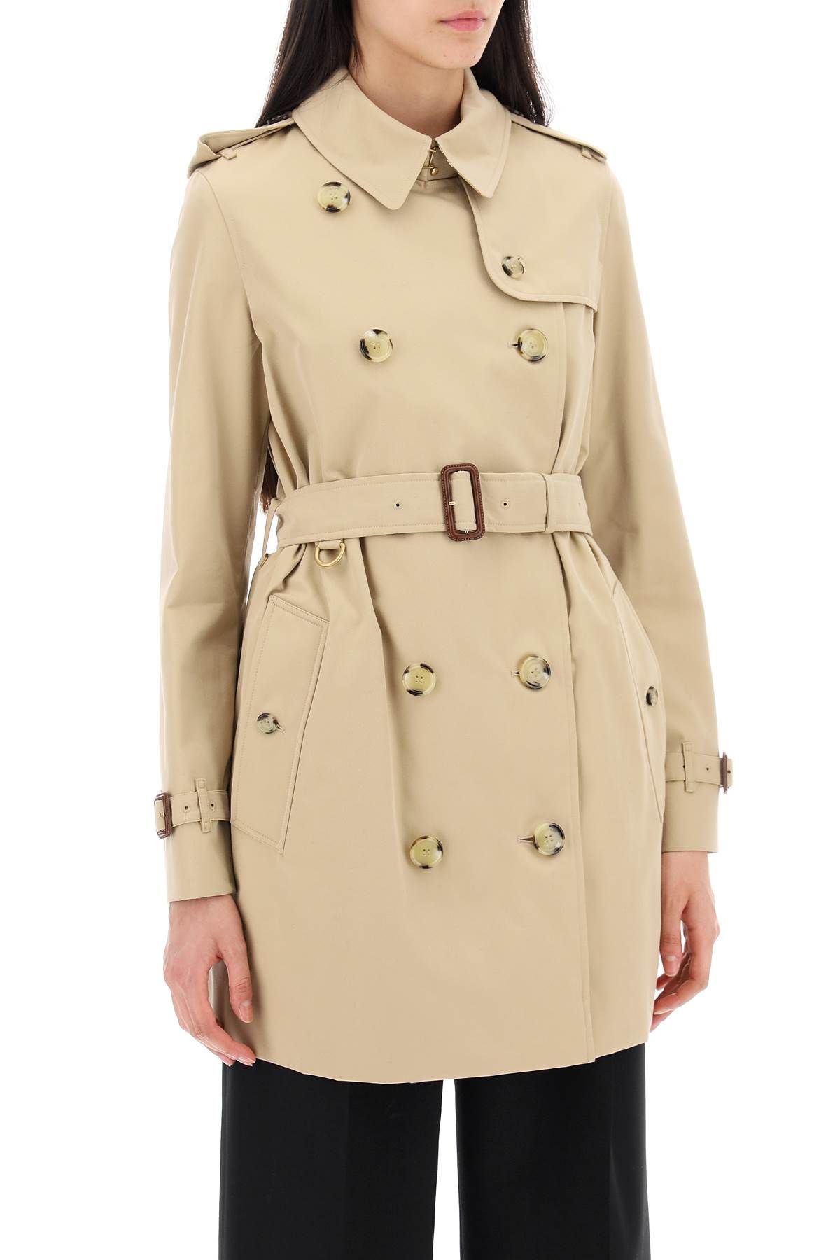 Shop Burberry Short Kensington Heritage Trench Coat In Beige