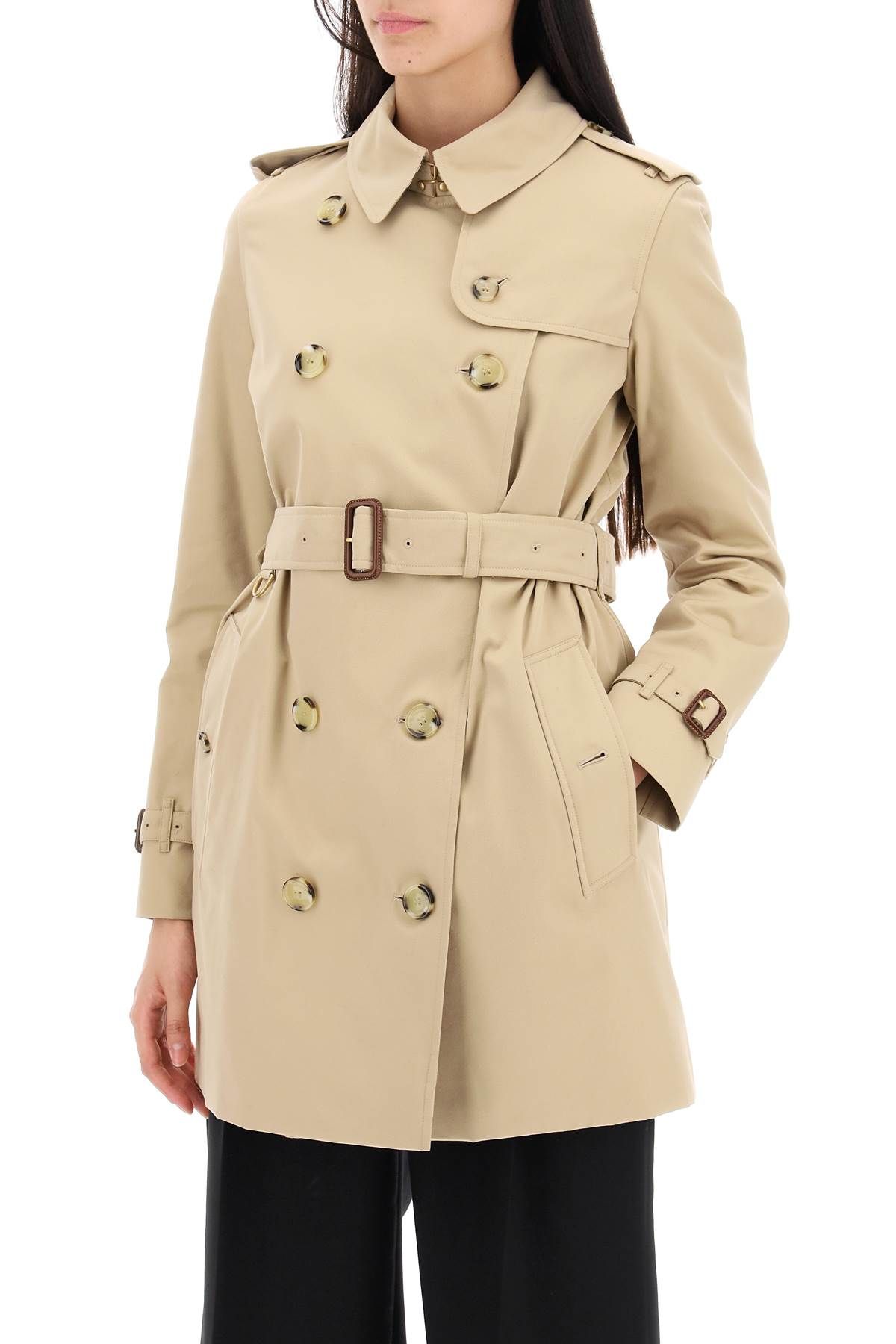 Shop Burberry Short Kensington Heritage Trench Coat In Beige