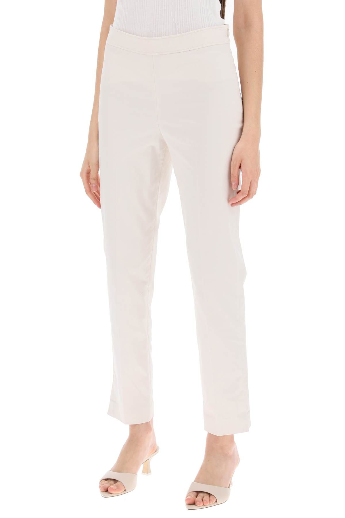 Shop Brunello Cucinelli Capri Pants With Belt Loop And In White,neutro