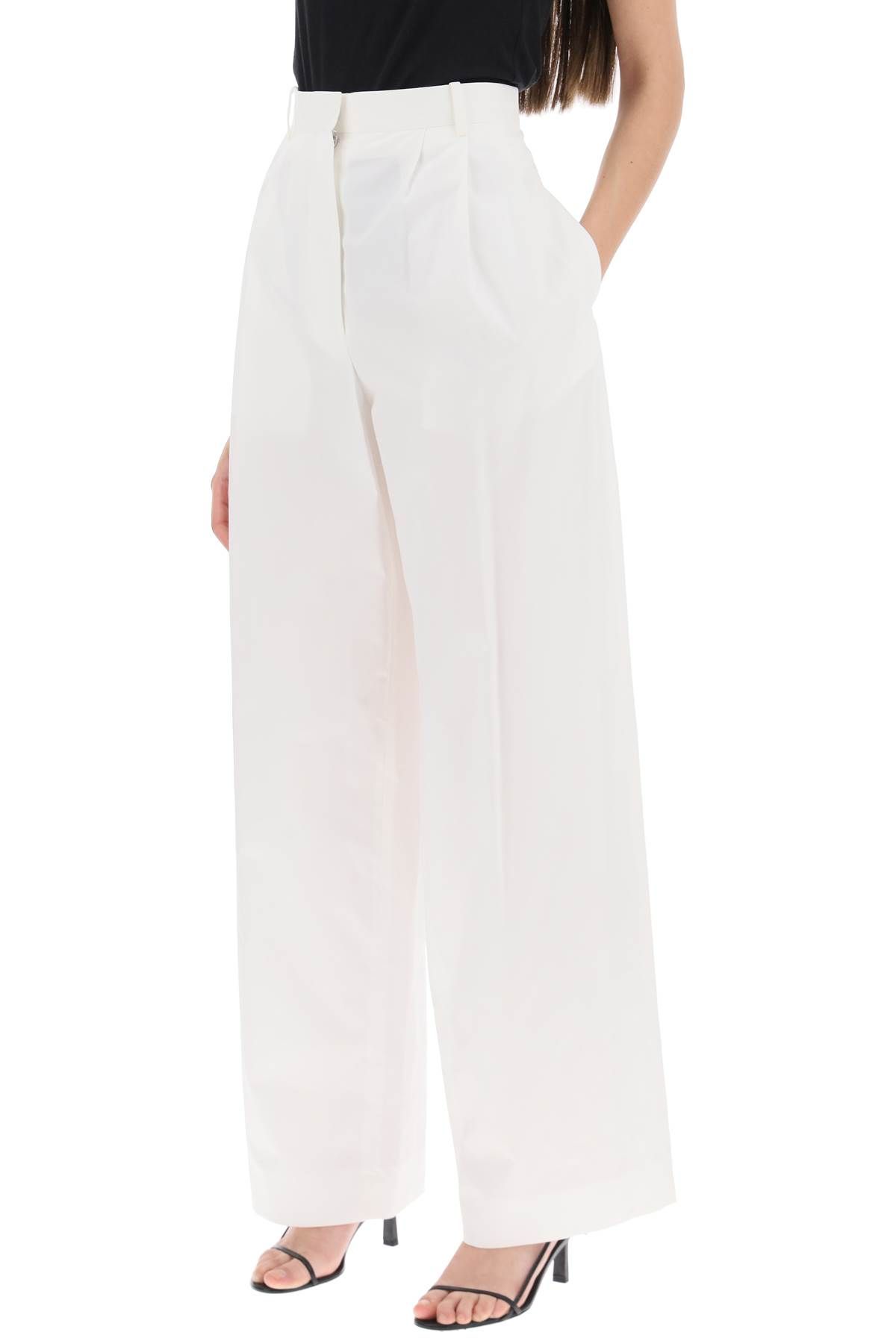 Shop The Row 'bufus' Pants In Cotton Poplin In White
