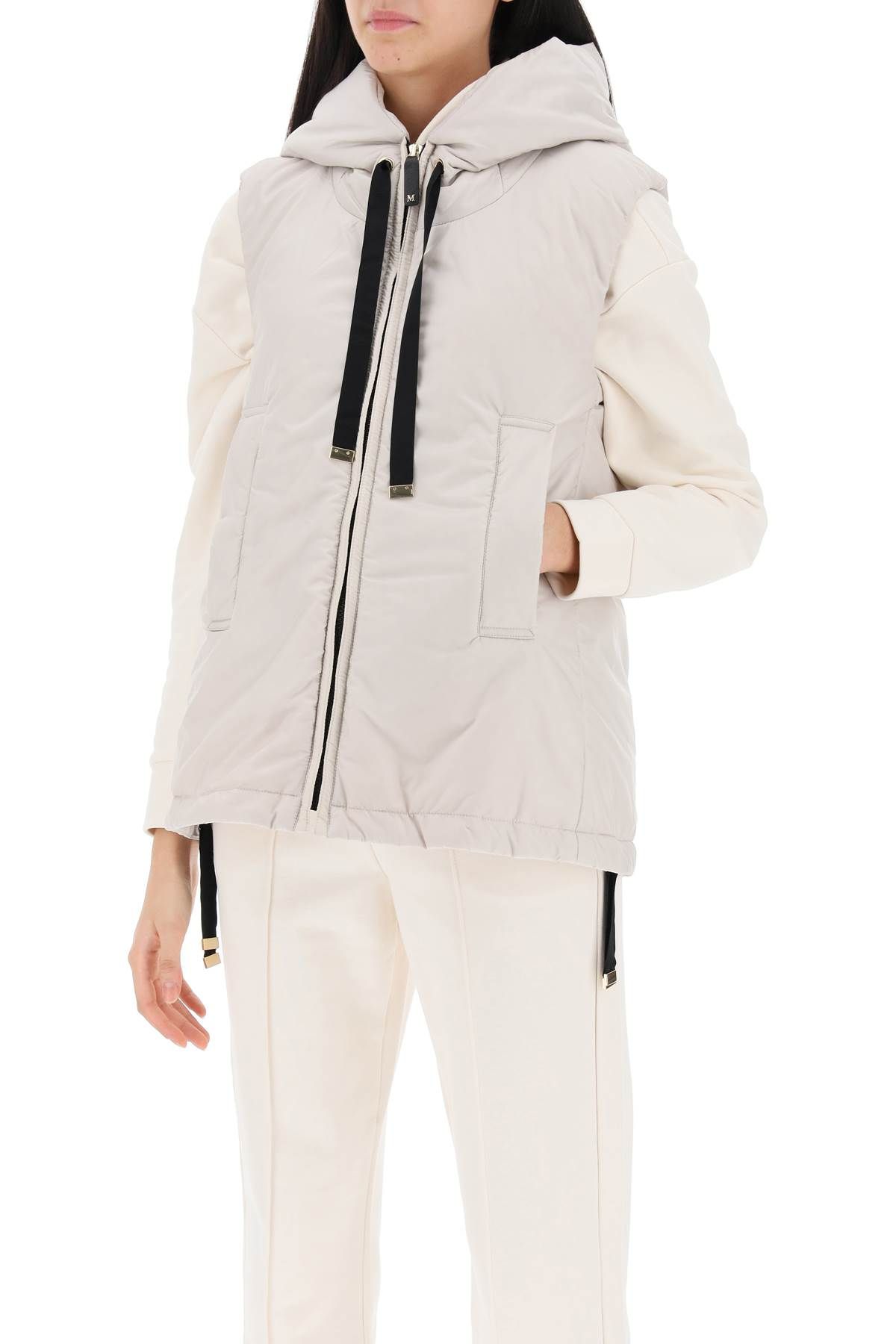 Shop Max Mara The Cube Greengo Padded Vest In Neutro